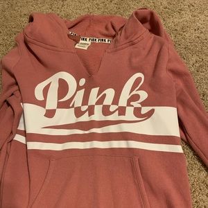 VS PINK maroon pullover
